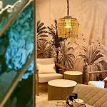ホテル Oswald's Boutique クックスハーフェン