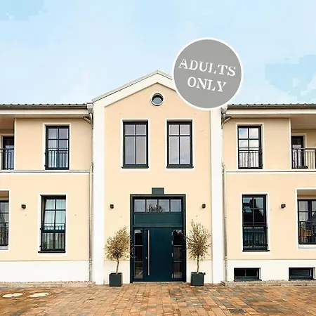 Oswald's Boutique 호텔 *