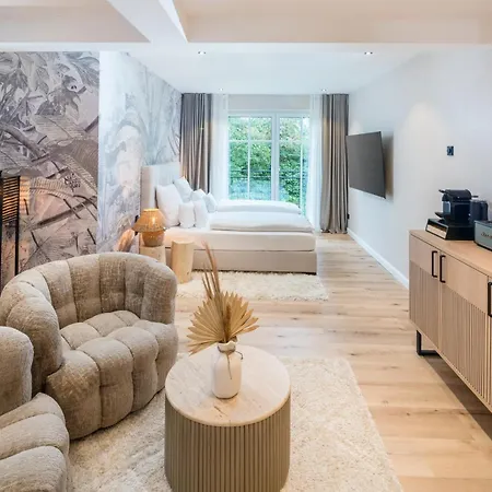 Oswald's Boutique 5*