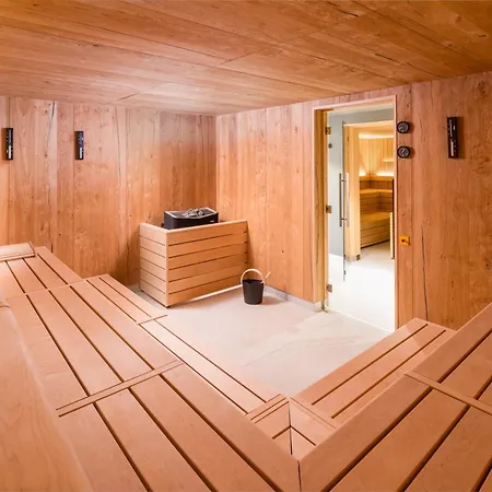 Oswald's Boutique 호텔 *