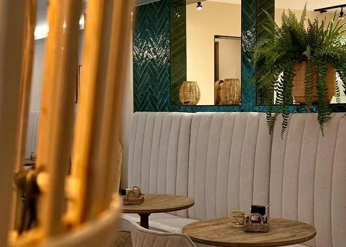 Oswald's Boutique * 库克斯港